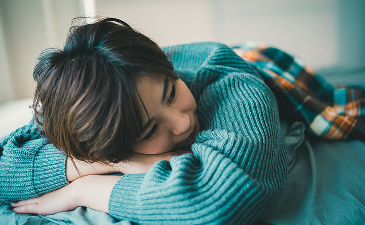 倦怠感がある女性